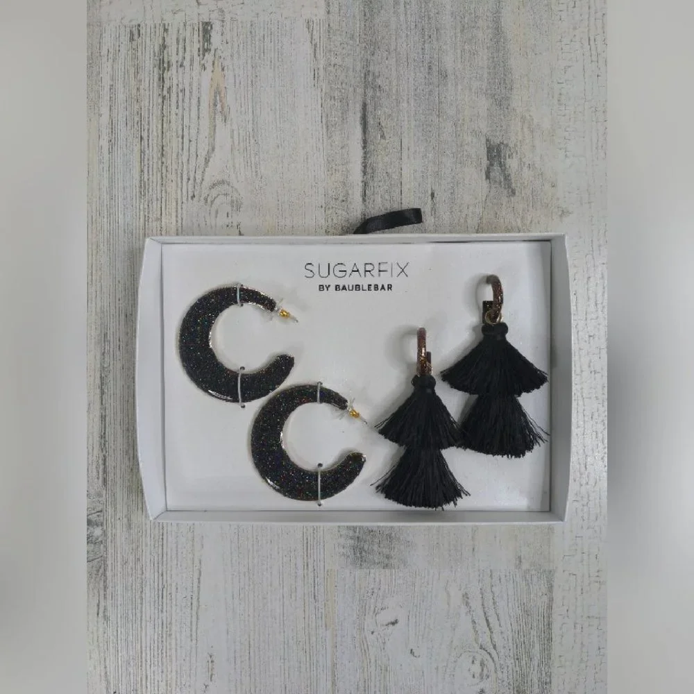 BaubleBar Earring Set and Gold Foil Clutch bundle - Picture 2 of 9